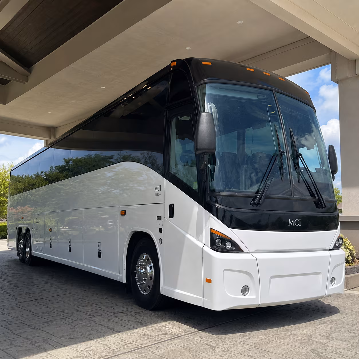 hollywood burbank airport bus rentals for fullerton travelers